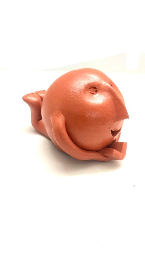 Face Adorable Sweet Little Guys Handcrafted From Terracotta From Tamrapatra
