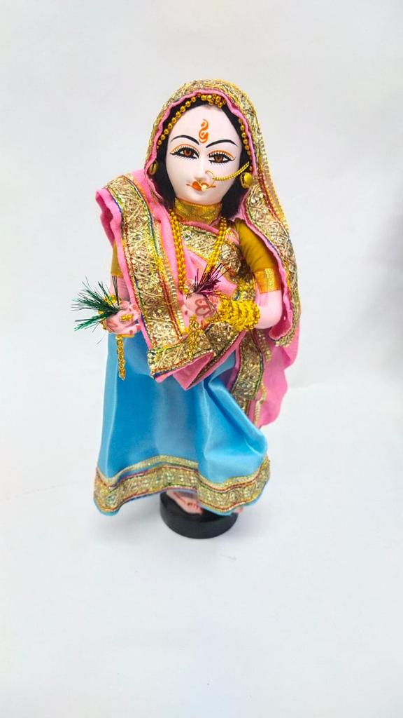 Indian Traditional Dolls Handcrafted With Beautiful Designs Available Tamrapatra