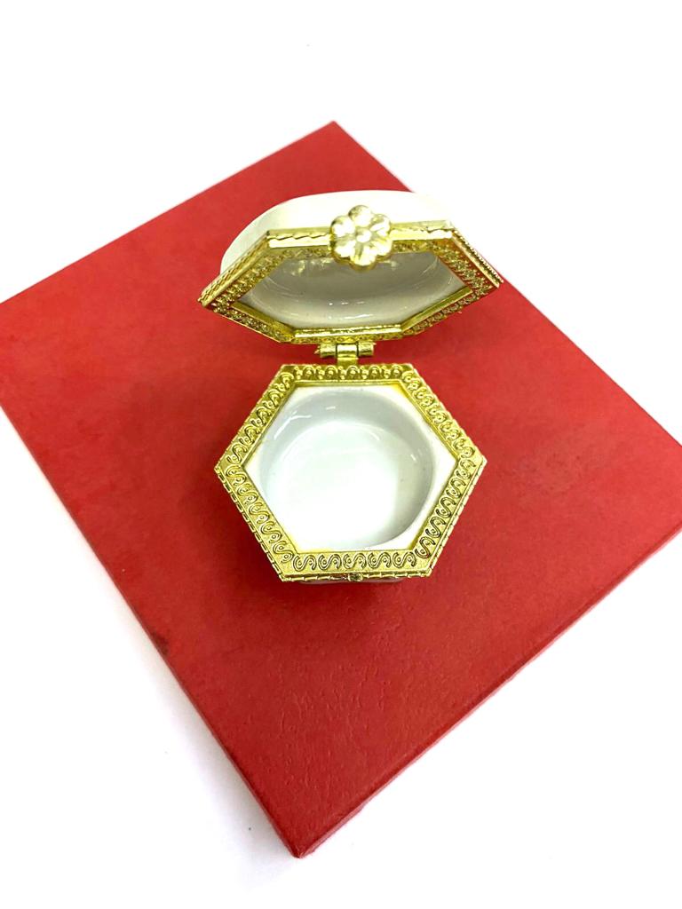 Beautiful Designer Set Of 4 Jewelry Cute Designs For Gifting From Tamrapatra
