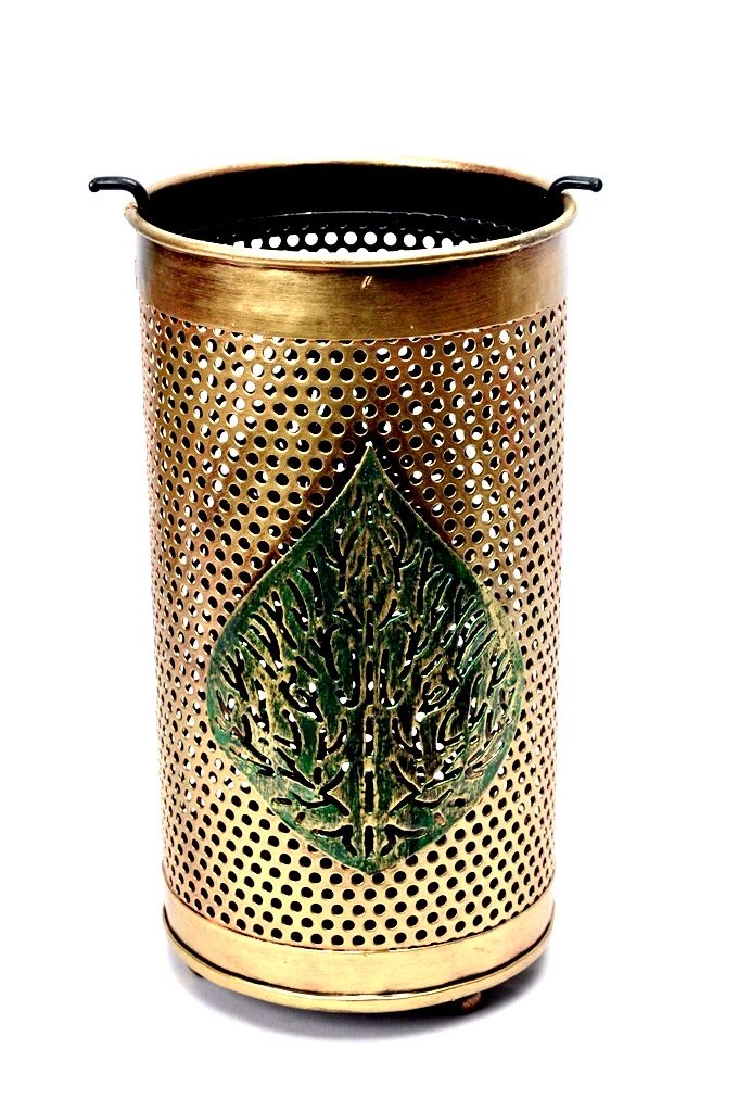 Metal Carving Leaf Style Candle Holder Decorative Lightings Tamrapatra