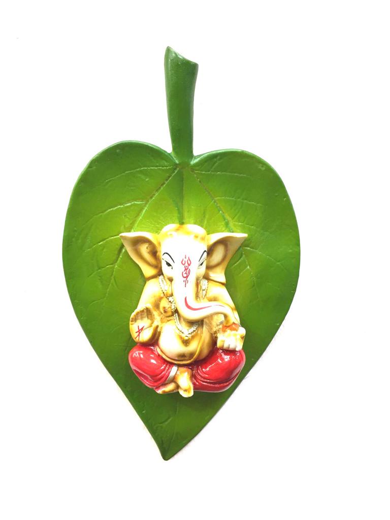 Designer Leaf Wall Art With Ganesha Painted With Classic Colors By Tamrapatra