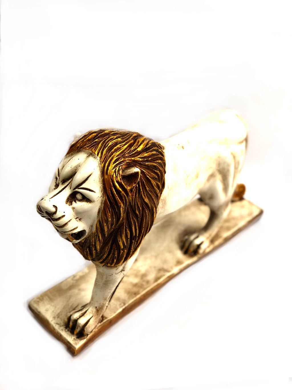 Lifelike Lion Sculpture On Stand Resin Collection Home Decor Exporter Tamrapatra