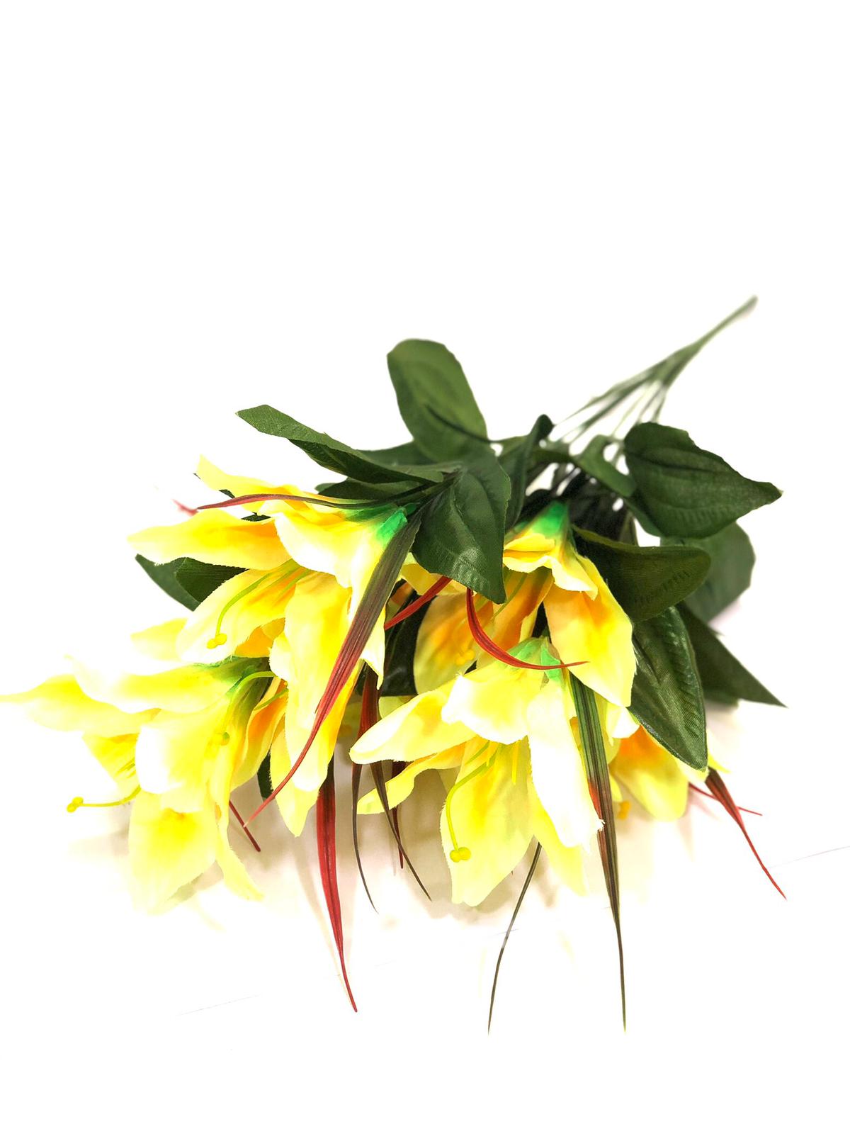 Flower Bunch Designed By Artisans Garden Collection To Showcase Tamrapatra