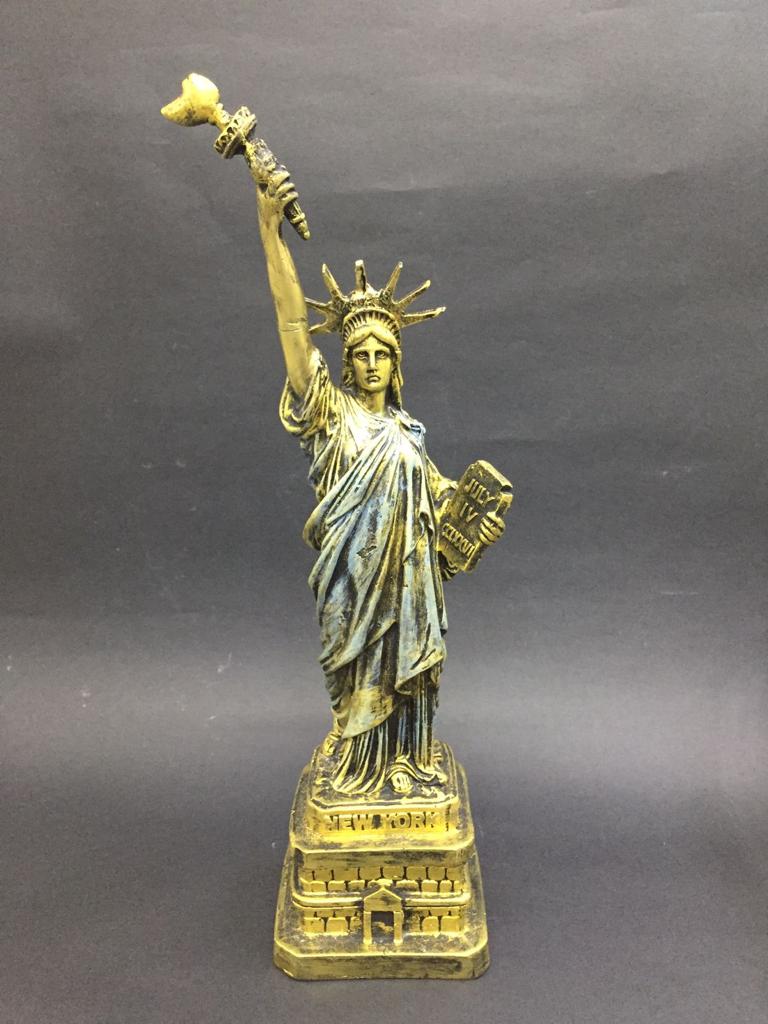 Statue Of Liberty Showpiece Modern Lifestyle Art Resin Décor From Tamrapatra