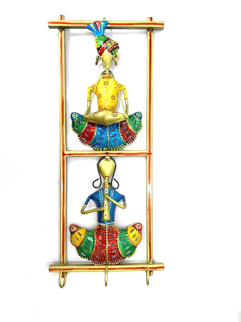 Metal Couple Frame With Hooks Beautiful Wall Art For Hanging Décor Tamrapatra