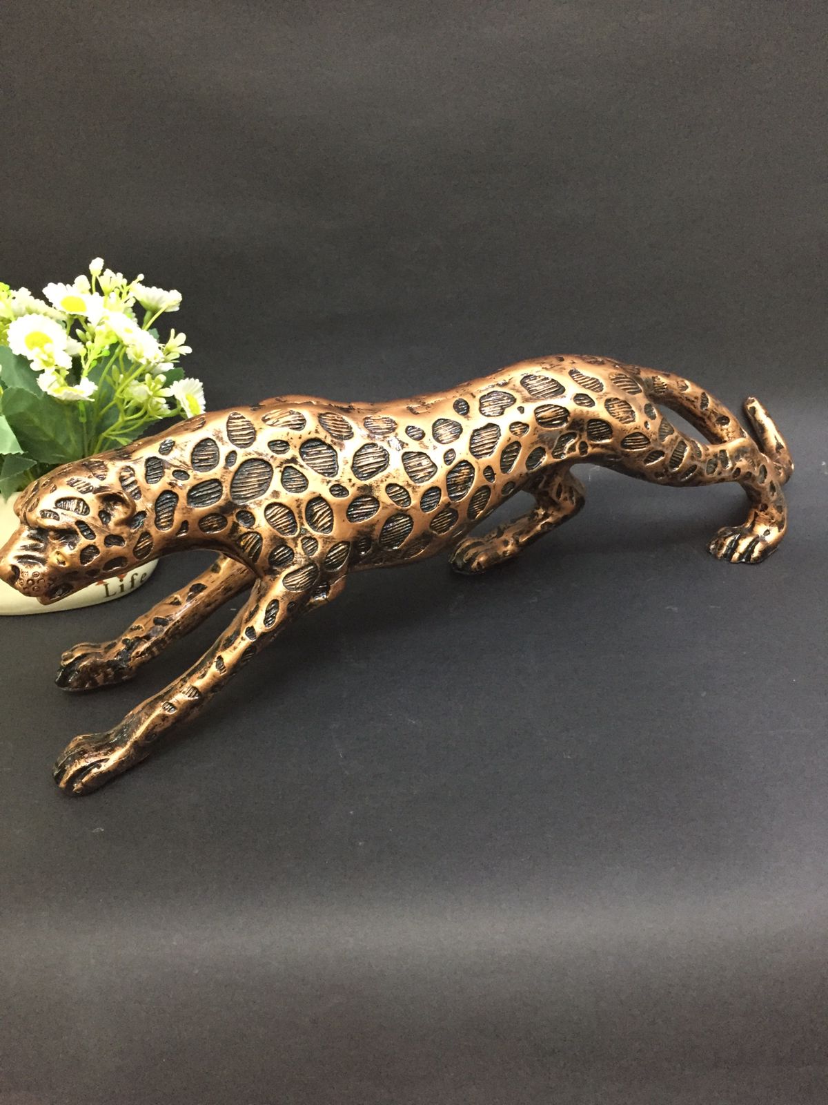 Cheetah Exclusive Lifelike Animal Exclusive Design Every Space Décor Tamrapatra